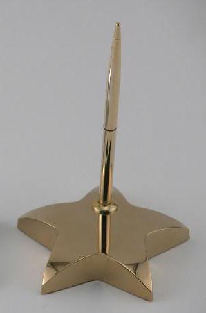 Pen with Stand CG0345 - Choose gold or silver finish for this pen with stand